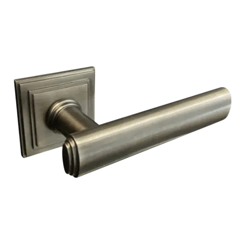 Poignée de porte SORBONNE rosace carrée